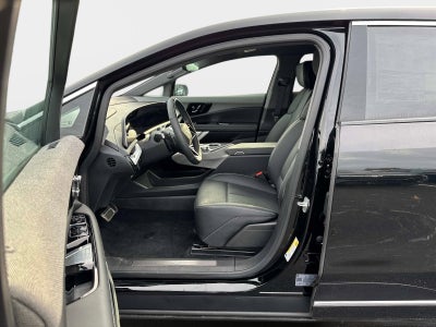 2025 Cadillac OPTIQ Luxury 2