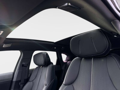 2025 Cadillac OPTIQ Luxury 2