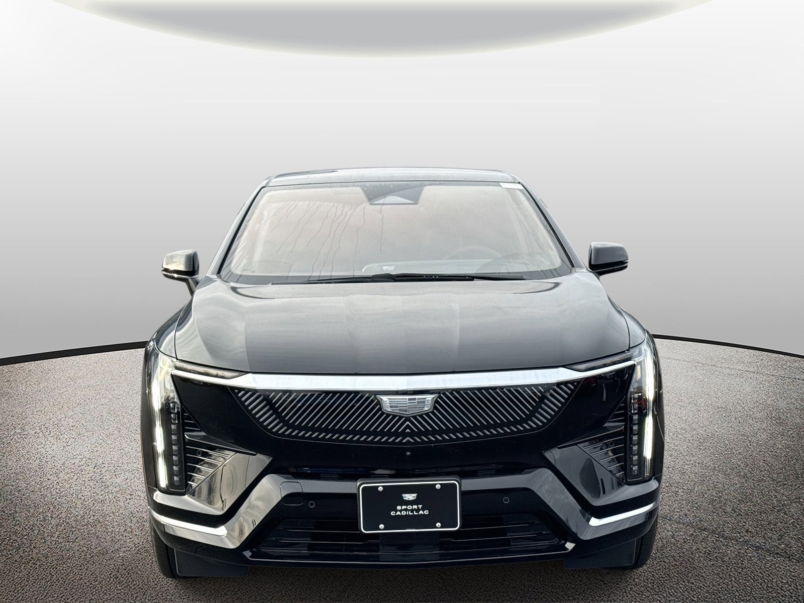 2025 Cadillac OPTIQ Luxury 2