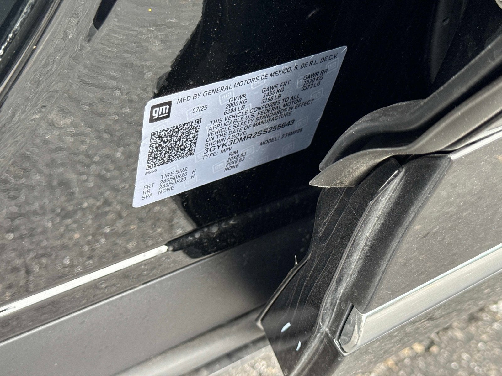 2025 Cadillac OPTIQ Luxury 2