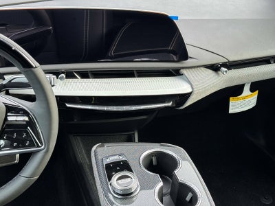 2025 Cadillac OPTIQ Luxury 2