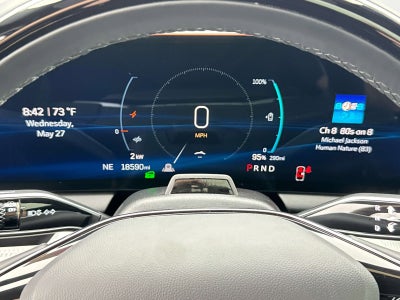 2025 Cadillac OPTIQ Luxury 2
