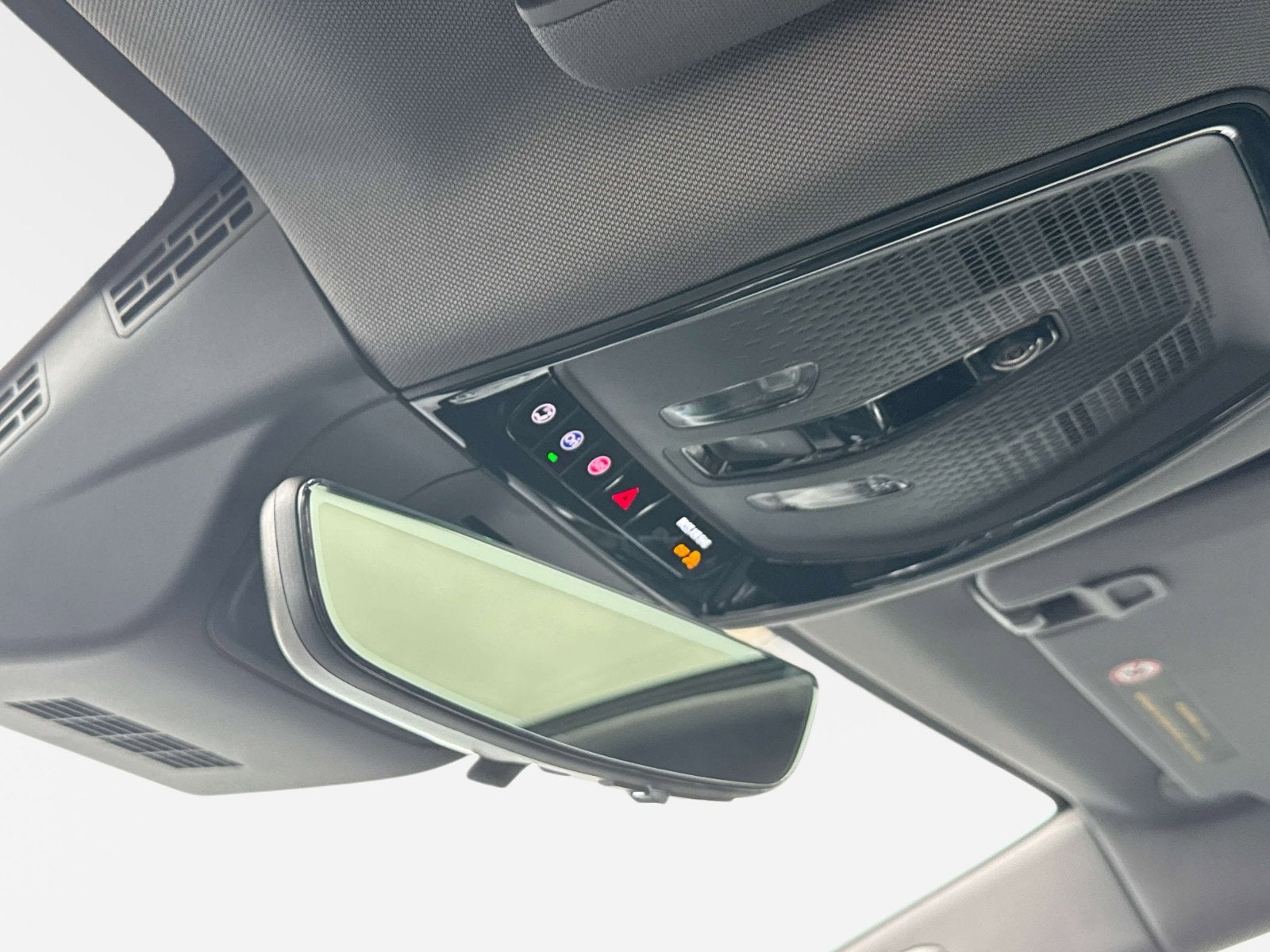 2025 Cadillac OPTIQ Luxury 2