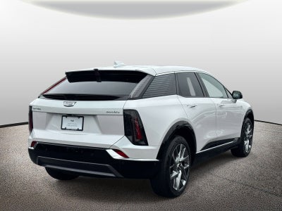 2025 Cadillac OPTIQ Luxury 2