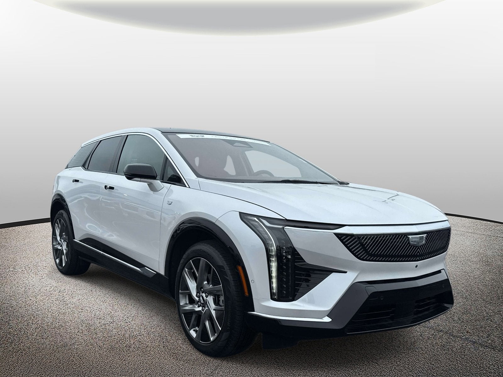 2025 Cadillac OPTIQ Luxury 2