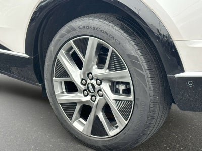 2025 Cadillac OPTIQ Luxury 2