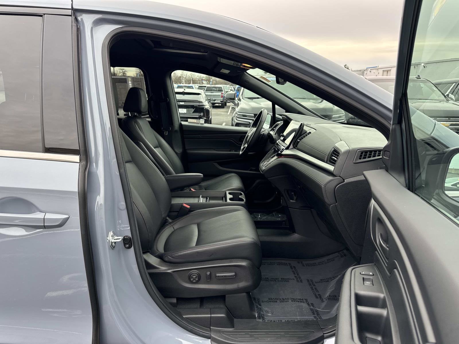 2024 Honda Odyssey Sport