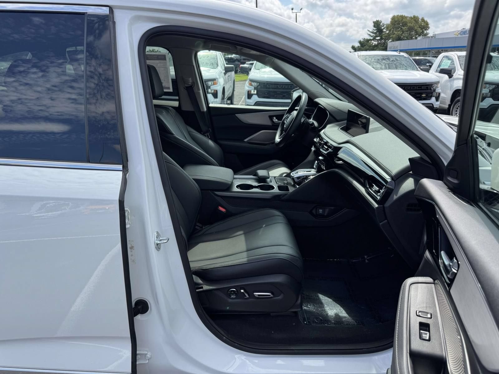 2023 Acura MDX BASE
