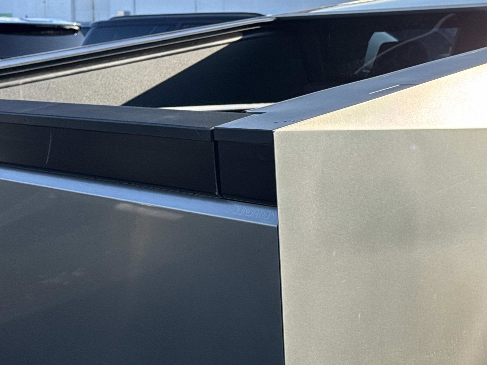 2024 Tesla Cybertruck NA