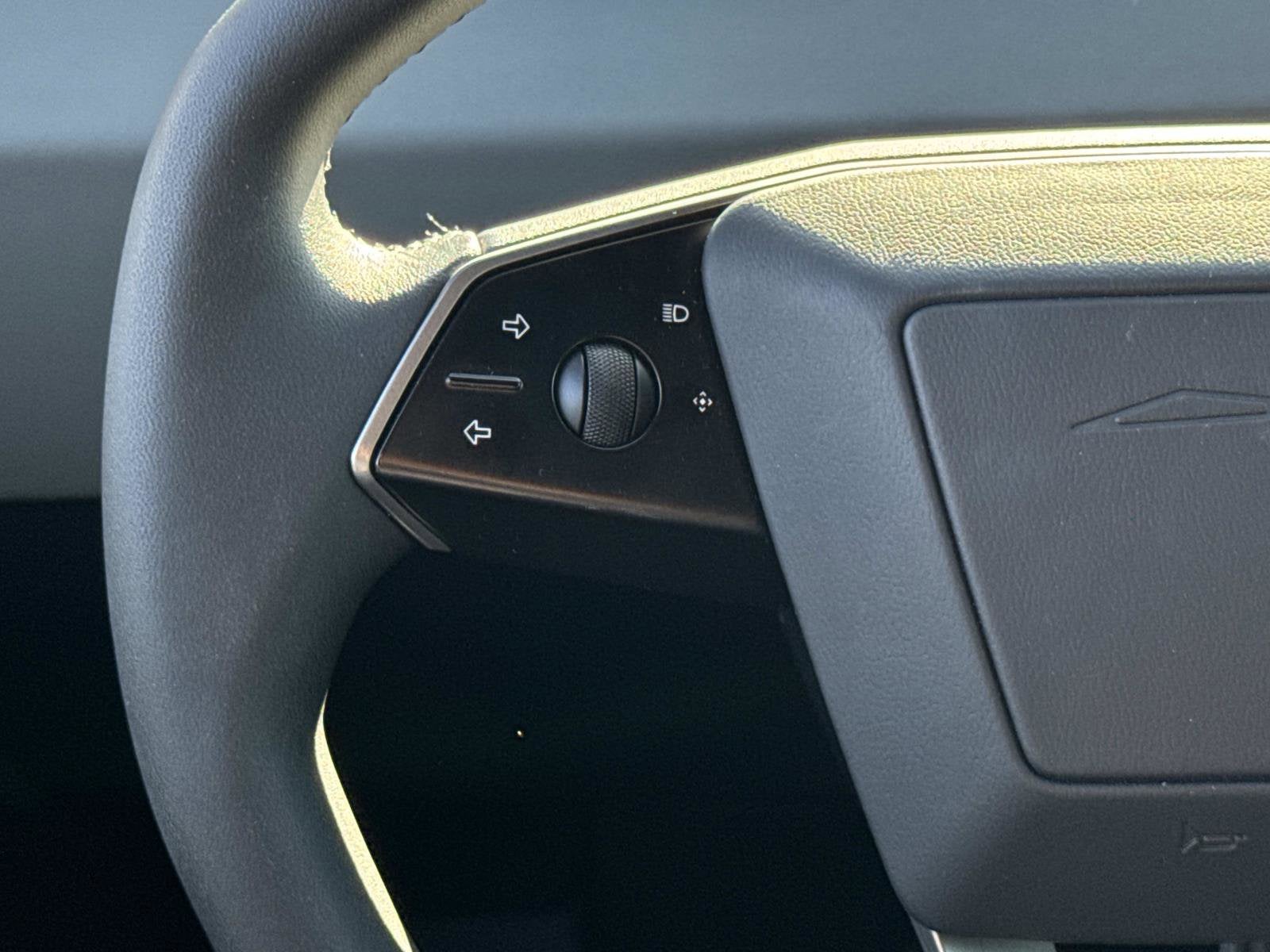 2024 Tesla Cybertruck NA