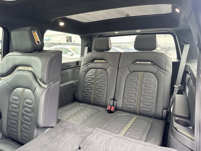 2023 RIVIAN R1S Adventure