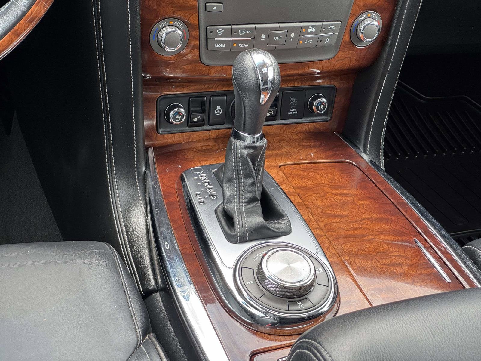 2017 INFINITI QX80 NA