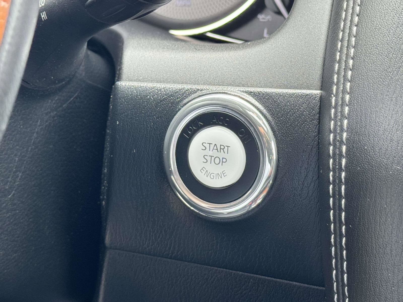 2017 INFINITI QX80 NA