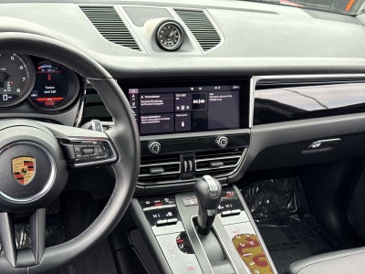 2022 Porsche Macan NA