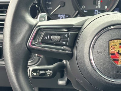 2022 Porsche Macan NA