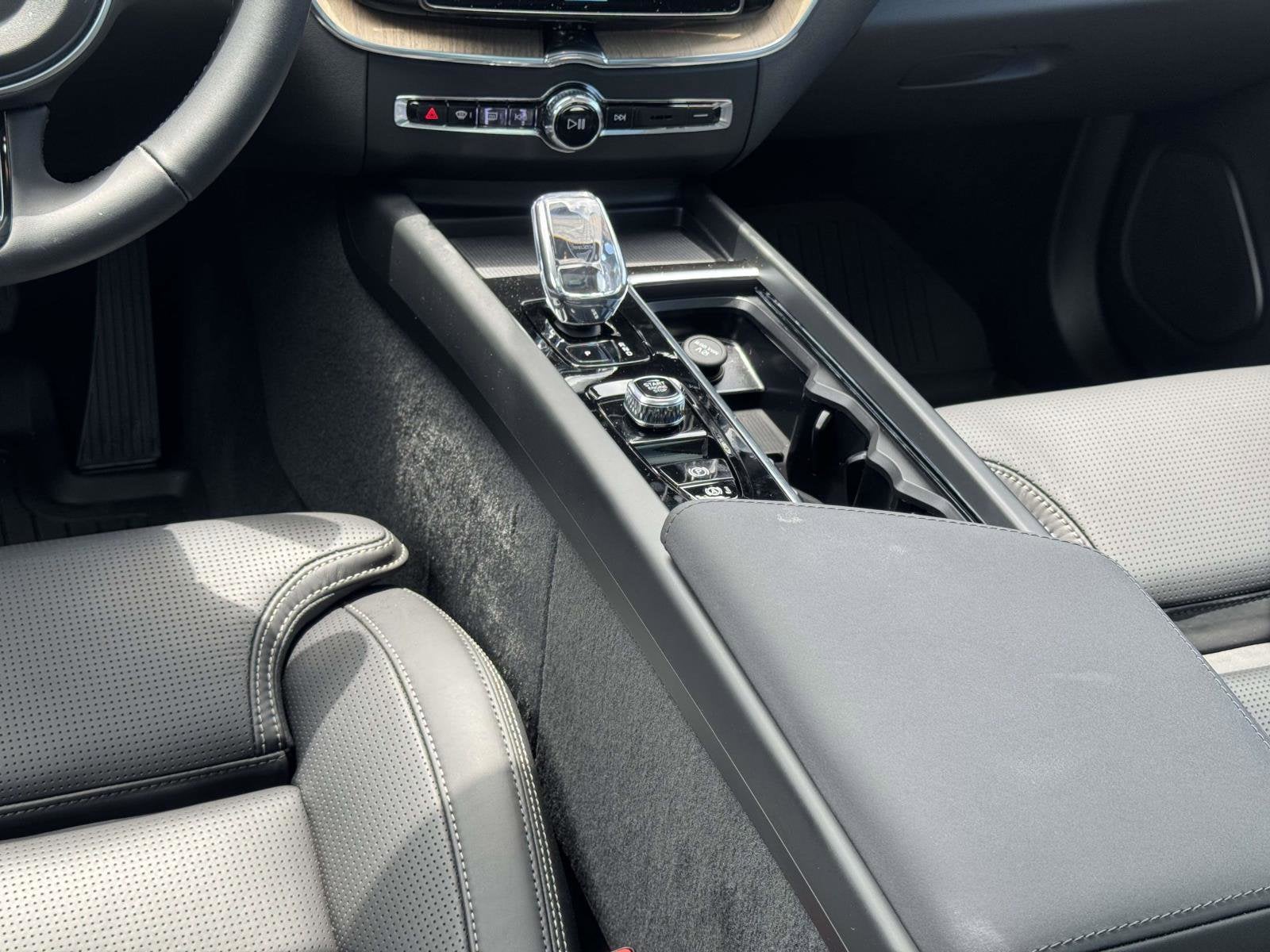 2026 Volvo XC60 Ultra